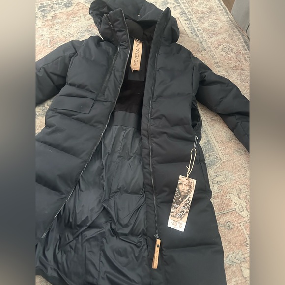 Indyeva Maco Parka NWT - Picture 2 of 4
